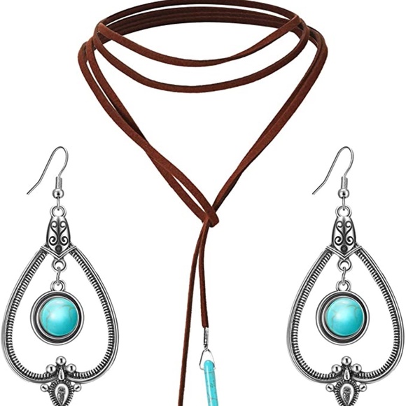 Jewelry - Boho Turquoise pendant Choker and Earrings